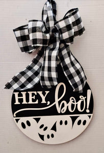 Hey Boo! Halloween Sign